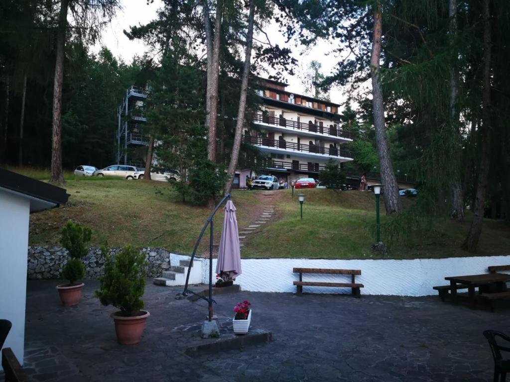 Royal Hotel Paolino Cavareno Ngoại thất bức ảnh